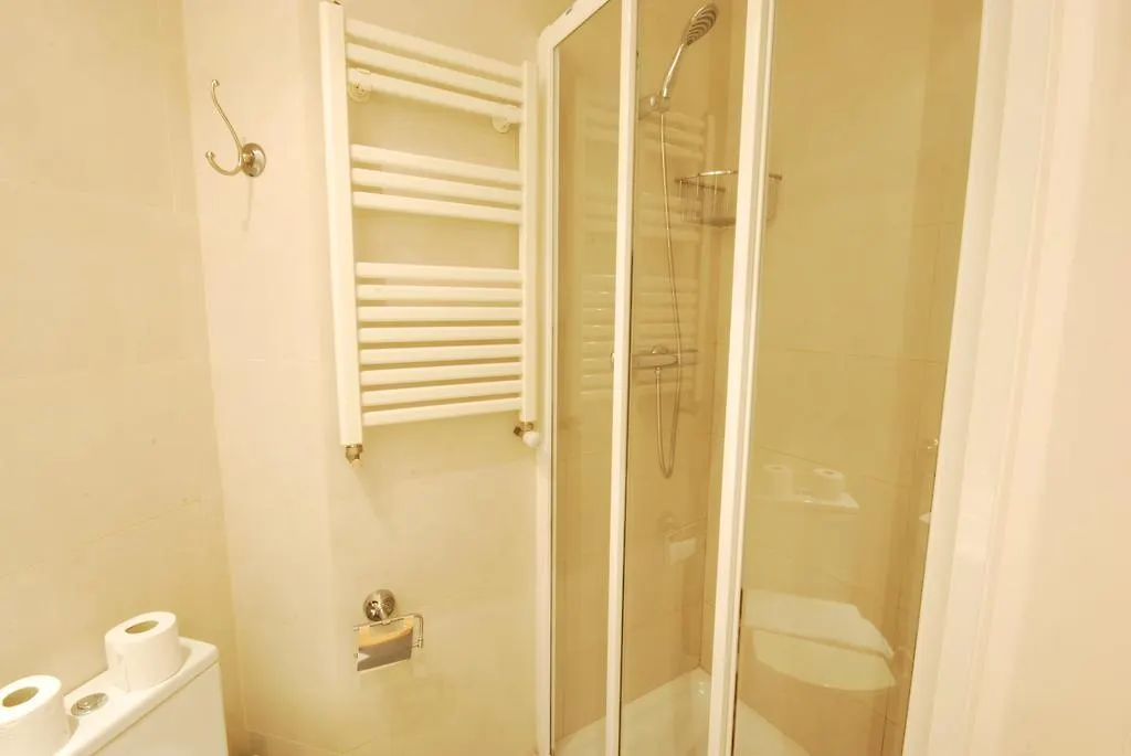 Rocafort Sdb Apartment Barcelona 0*,  Spain