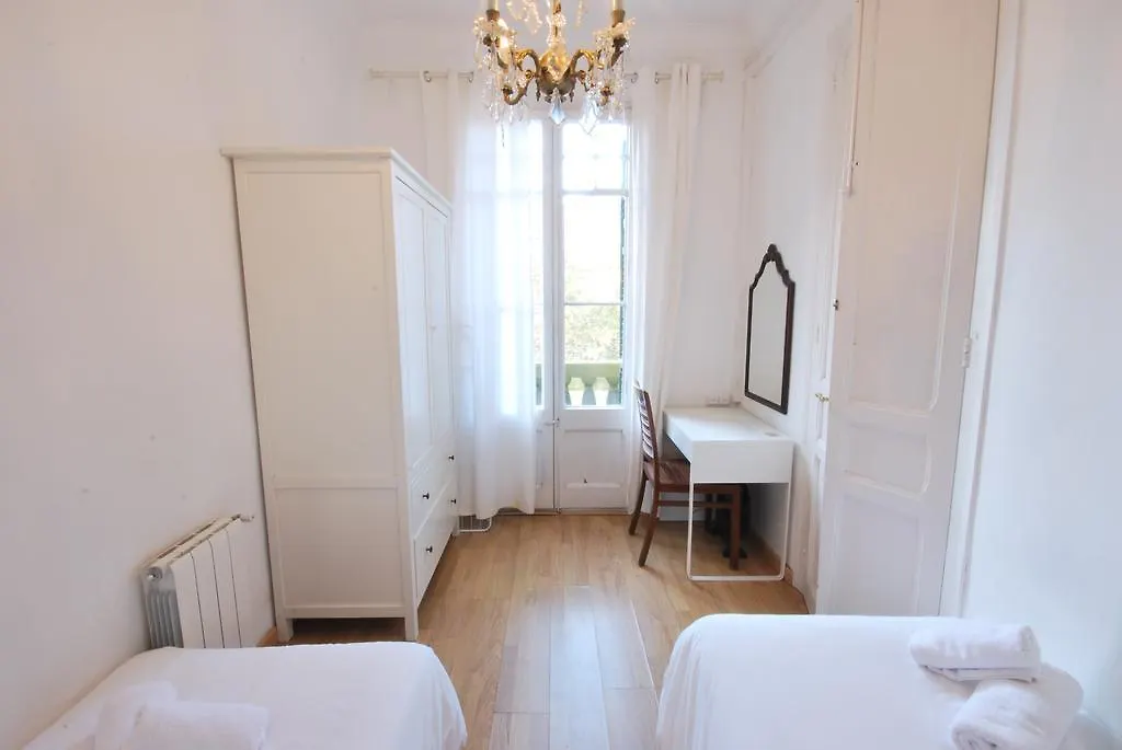 Rocafort Sdb Apartment Barcelona 0*,